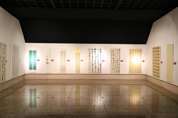 展厅场景.jpg