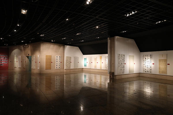展厅场景.jpg