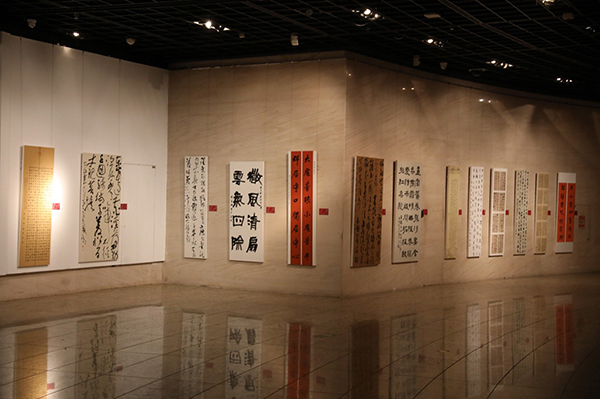 展厅场景.jpg