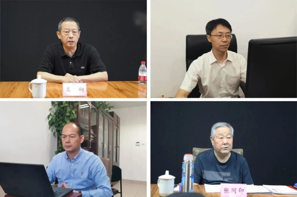 高钢、叶青、陈开和、张同印分别为学员作专题讲座